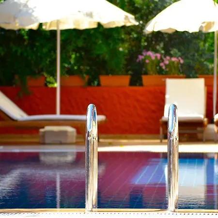 Hotell Yonca 4*