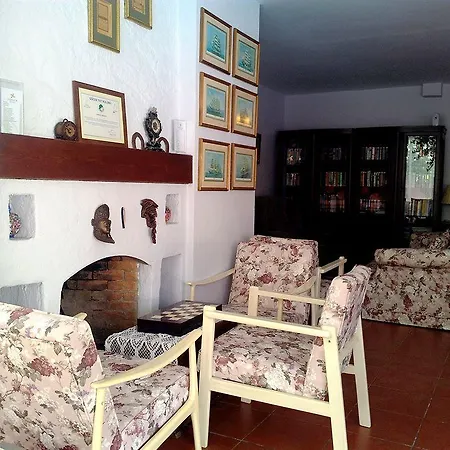 Yonca Hotell 4*