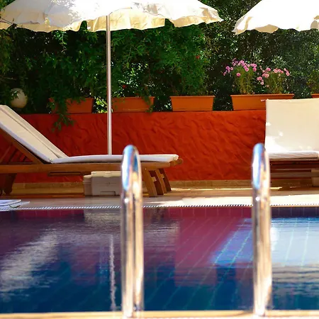 Hotell Yonca 4*